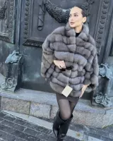 Короткая шуба из соболя без воротника 0