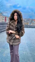 Короткая шуба из баргузинского соболя с капюшоном 0