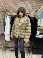 Шуба из лесной куницы 0