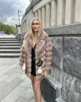 Шуба из светлой куницы 0