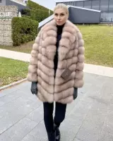 Шуба из лесной куницы 0