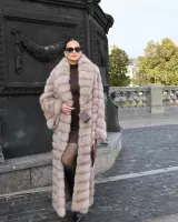 Шуба из куницы 0