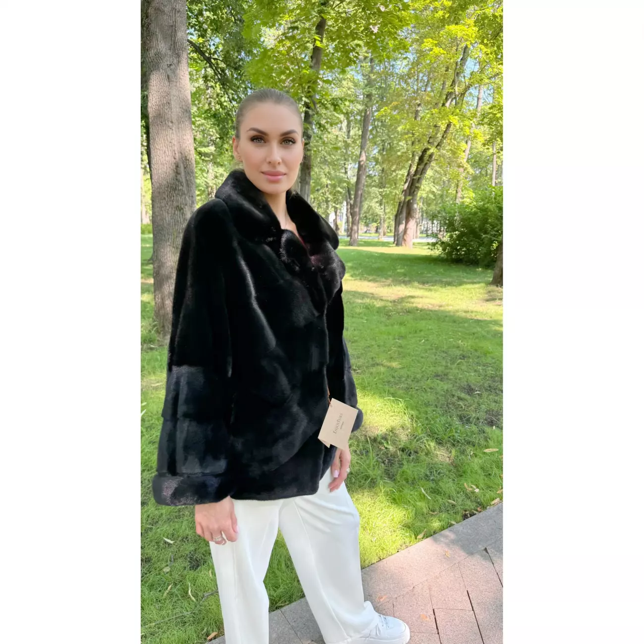 Шуба из норки NAFA Velvet с английским воротником 1